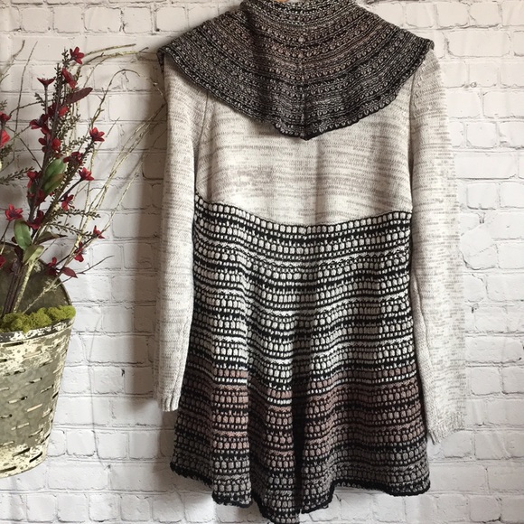 ANTHROPOLOGIE DOR DOR COUTURE Cardigan Sweater M - Picture 2 of 8